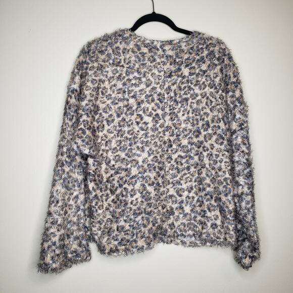 Zara| Animal Print Light pullover sweater - Picture 8 of 8